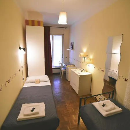 Barcolana - Hostal Trieste