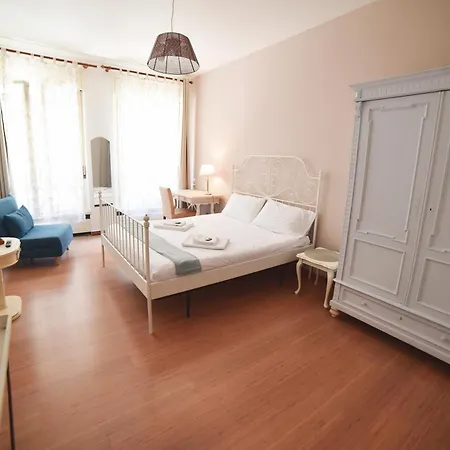 Barcolana - Hostel Trieste