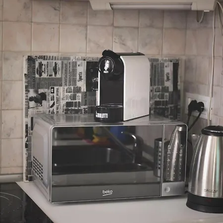 Хостел Barcolana - *